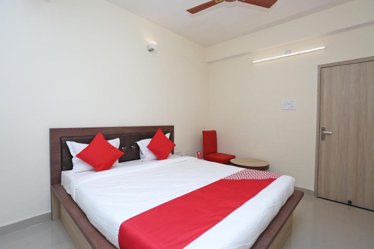 Oyo Flagship 11549 Crystal Inn Jamshedpur Exterior photo
