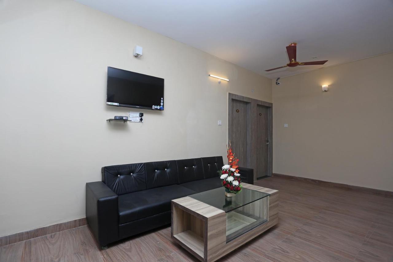 Oyo Flagship 11549 Crystal Inn Jamshedpur Exterior photo