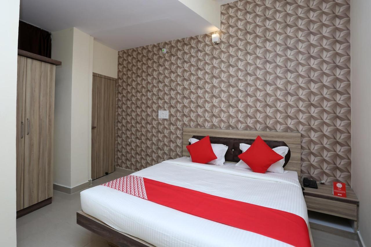 Oyo Flagship 11549 Crystal Inn Jamshedpur Exterior photo